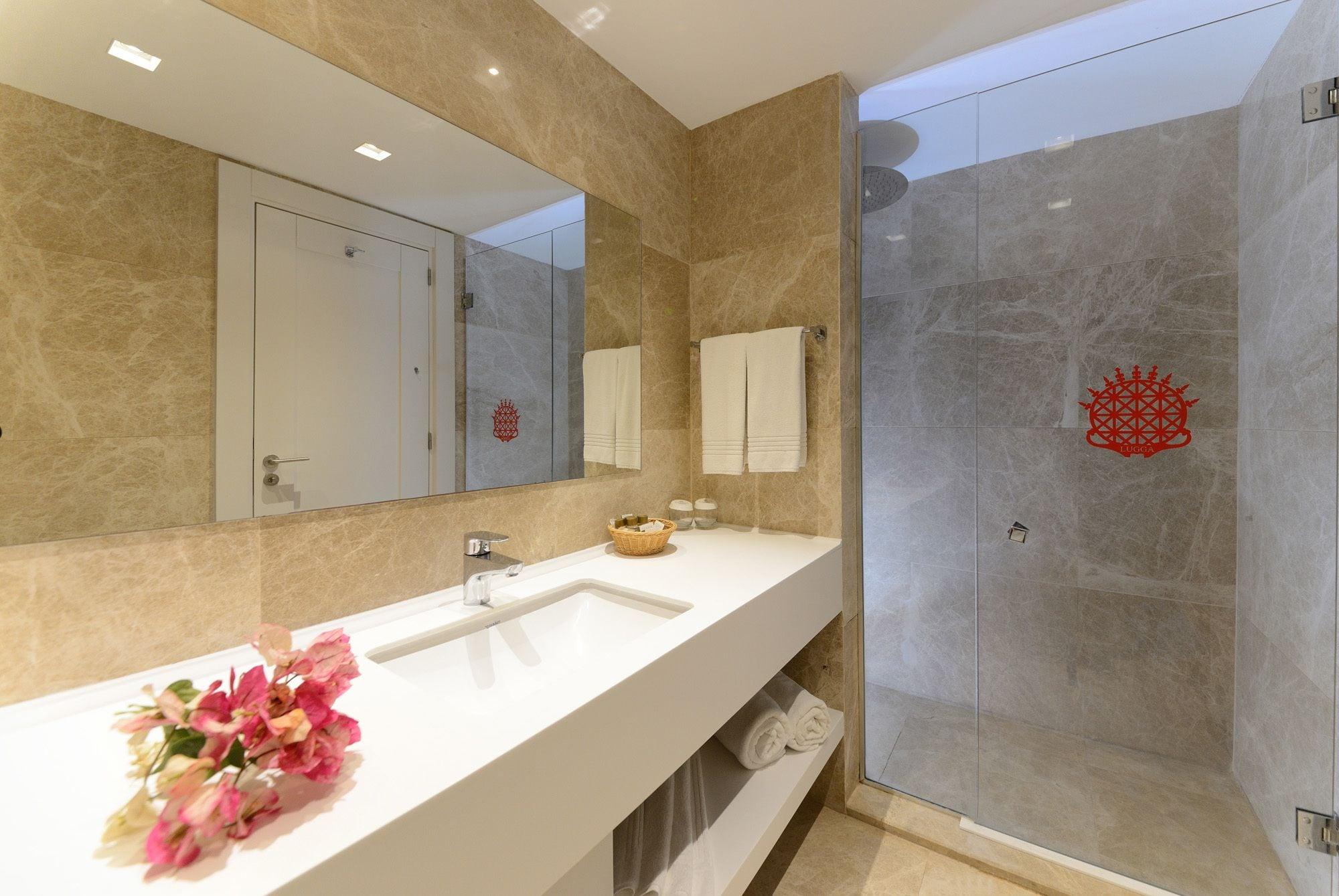 Lugga Boutique Hotel & Beach Ortakent Eksteriør billede